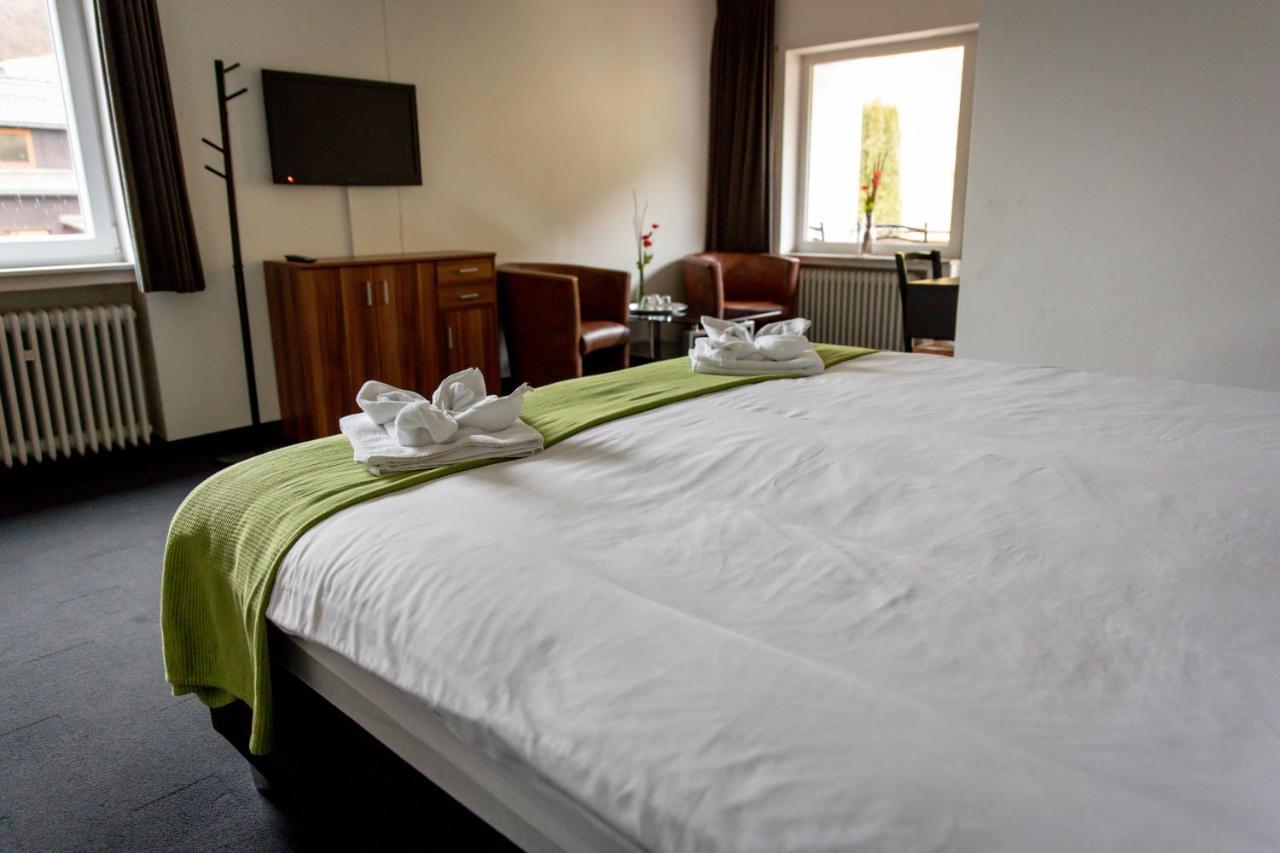 Hotel Tiefenhagen Sauerland Ленещат Екстериор снимка
