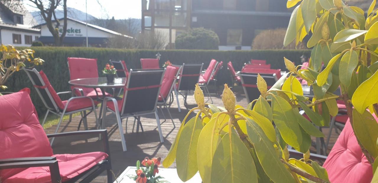 Hotel Tiefenhagen Sauerland Ленещат Екстериор снимка