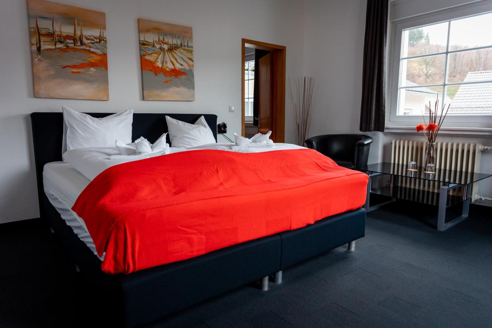 Hotel Tiefenhagen Sauerland Ленещат Екстериор снимка